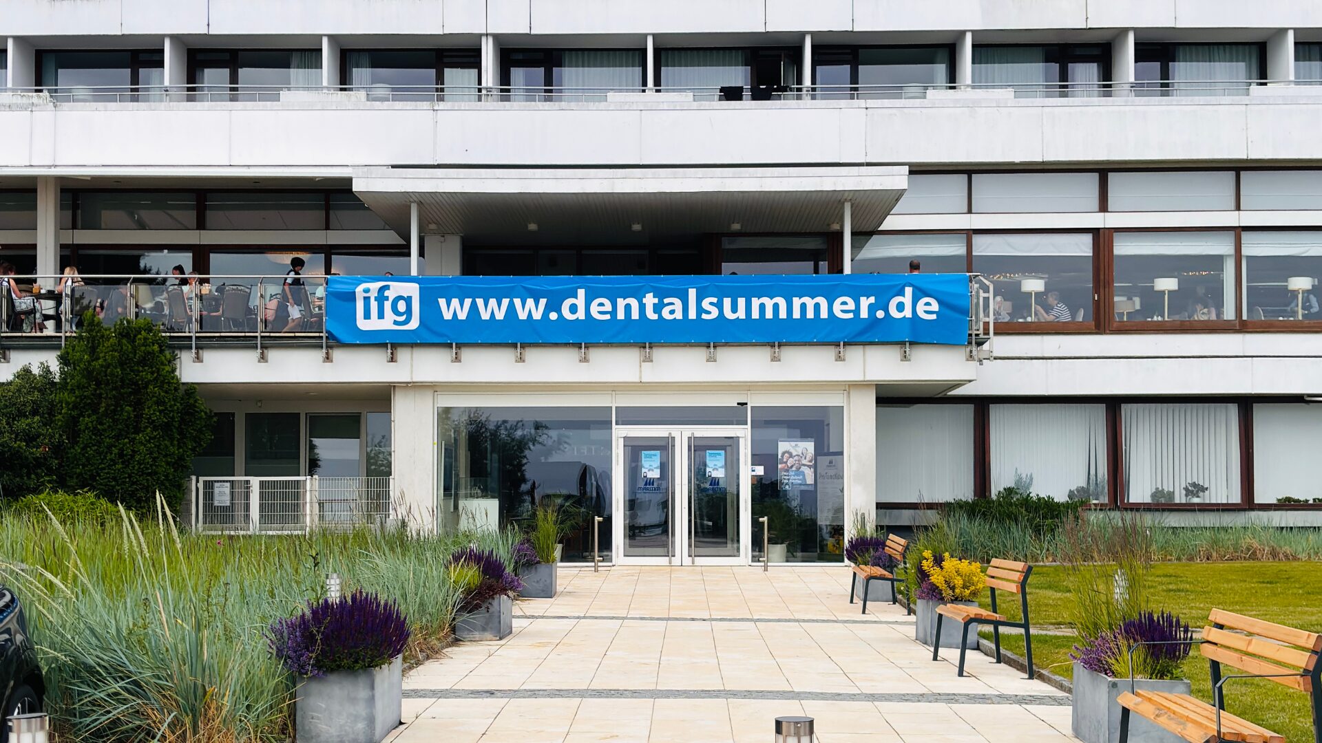 Dental Summer